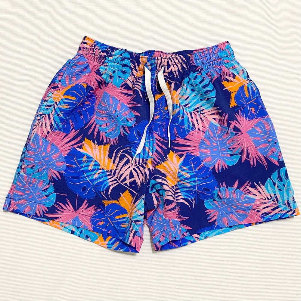 Chubbies Palm Monstera Leaf Blue Pink Tropical Men's Swim Shorts